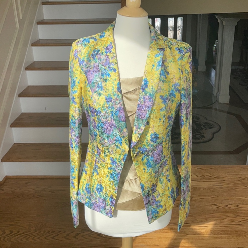 Tailored blazer!🌟💜🌟